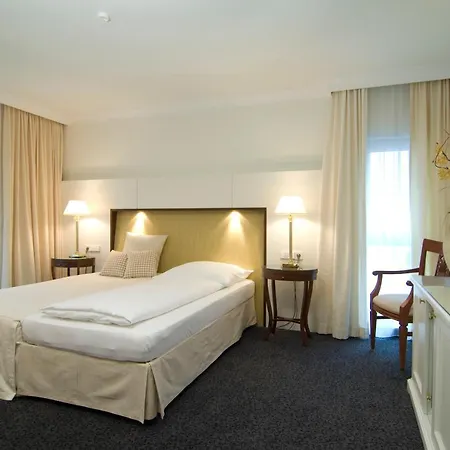 Hotel Weinstube Ochsen 4*