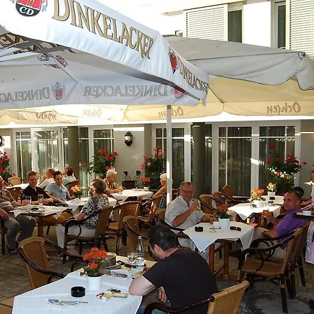 Hotel Weinstube Ochsen 4*