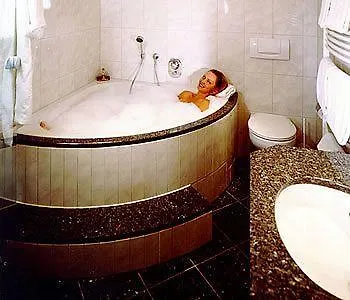 فندق Ochsen 4*