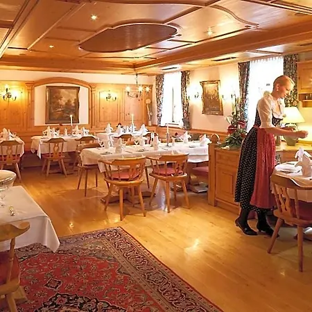 Ochsen Hotel 4*