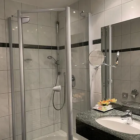 Ochsen 4*
